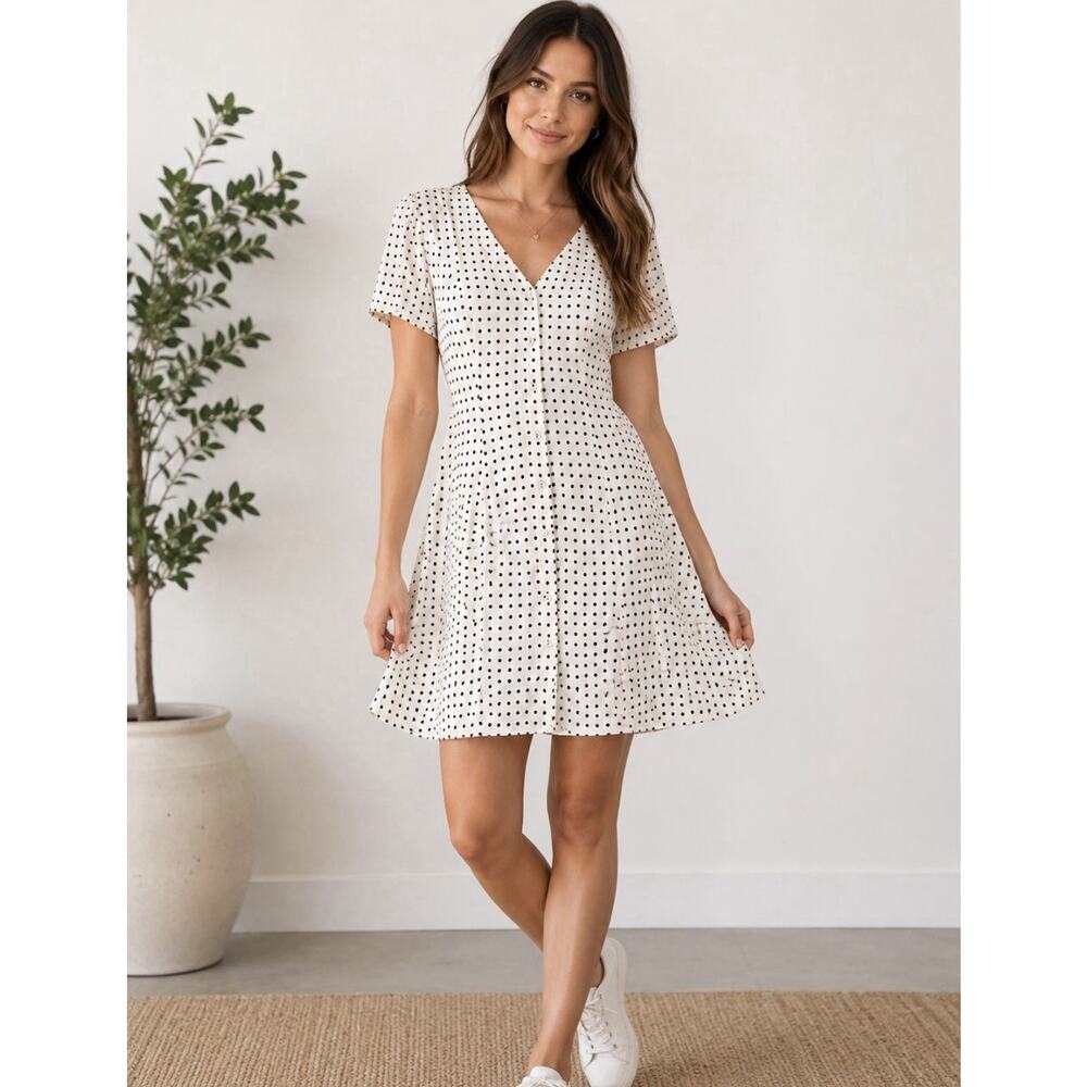 Madewell Size 2 Polka Dot Ivory & Black Dot Button Front Ruffle Hem Dress